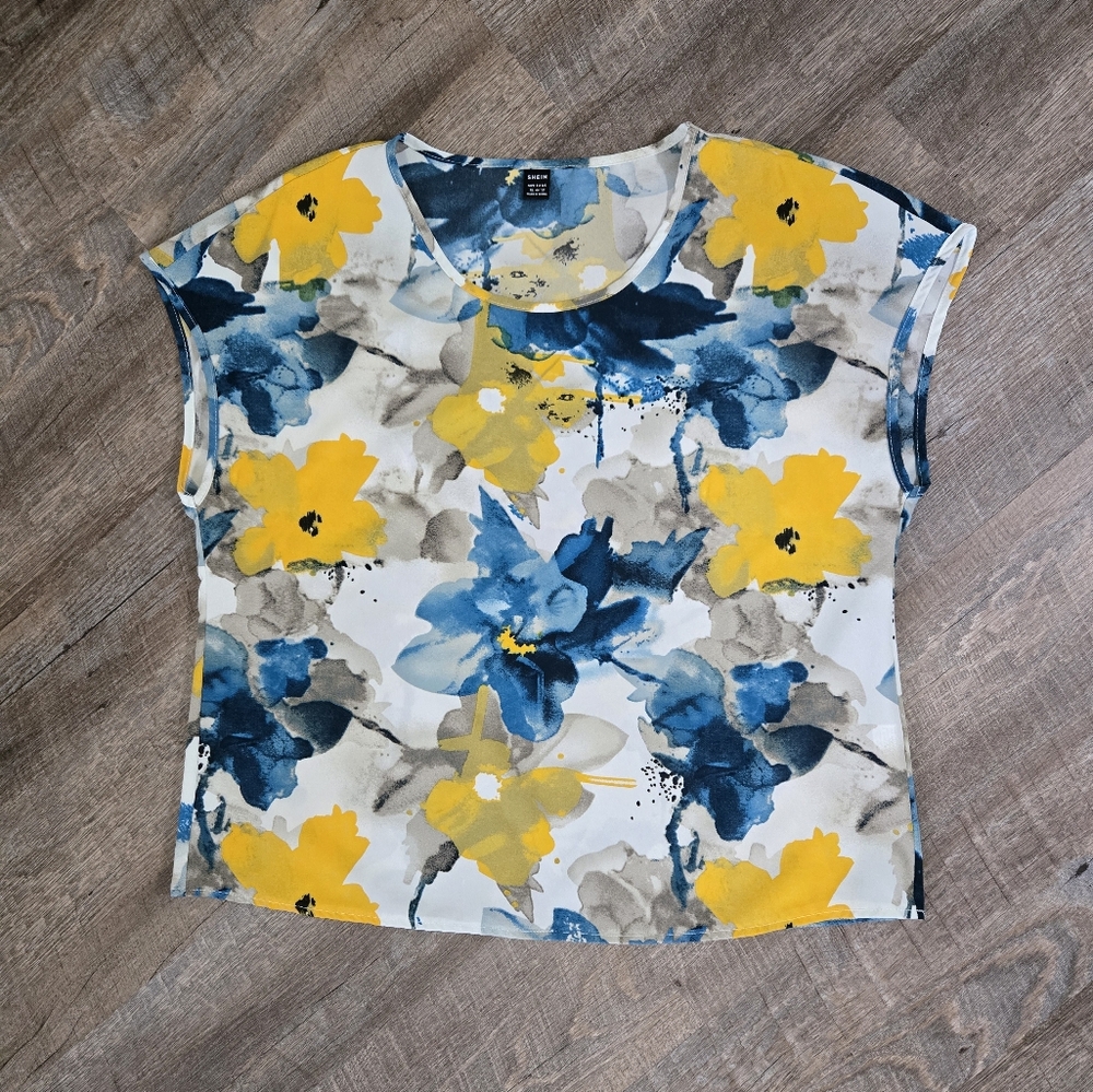 Shein Blue & Yellow Patterned Batwing Top
